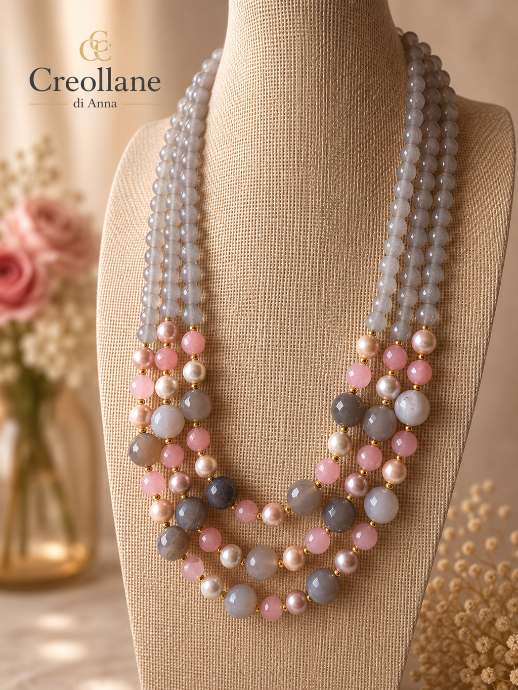 Collana Girocollo Quarzo Rosa, Calcedonio Blu e Perle di Maiorca | Made in Italy