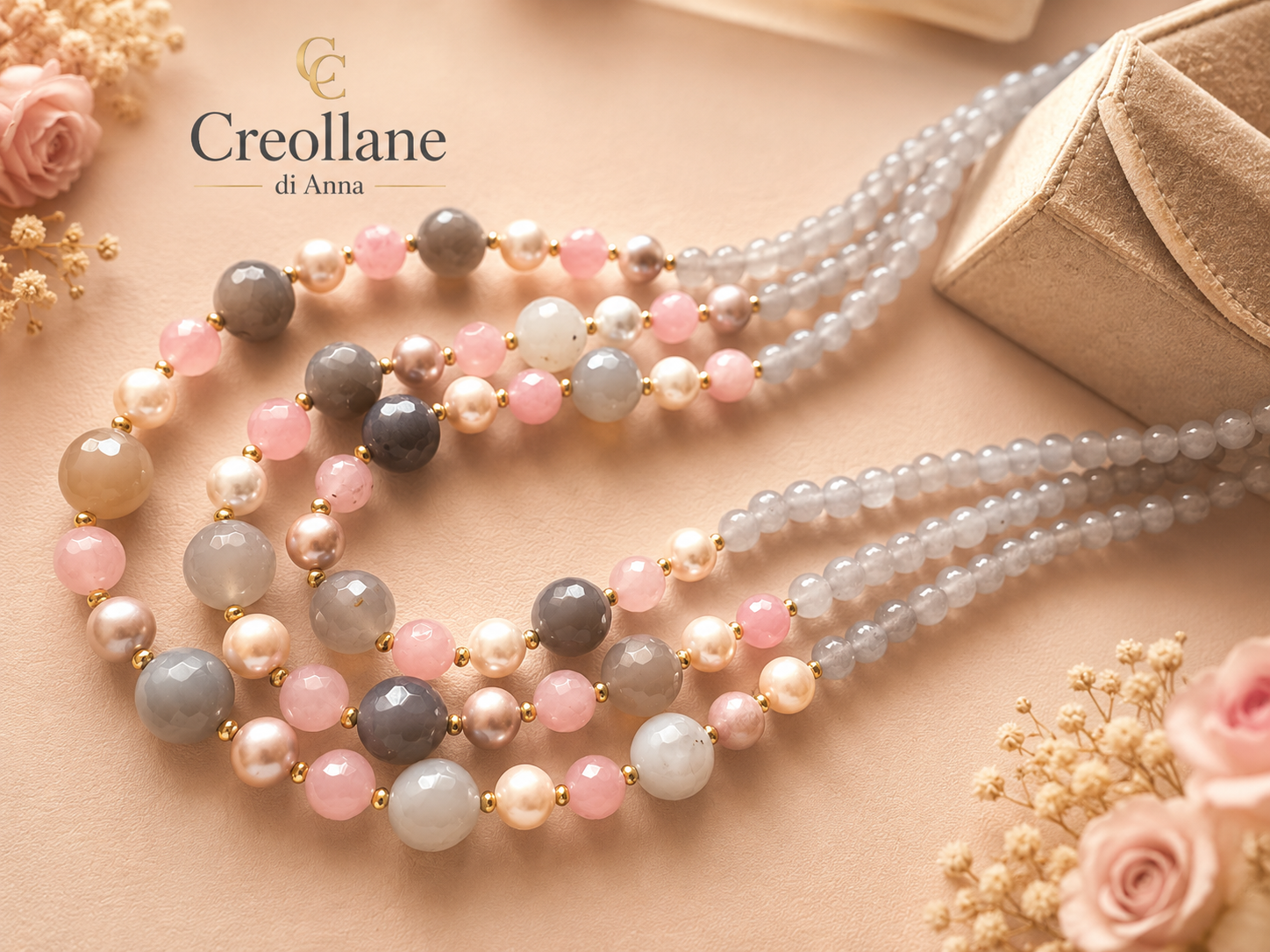 Collana Girocollo Quarzo Rosa, Calcedonio Blu e Perle di Maiorca | Made in Italy