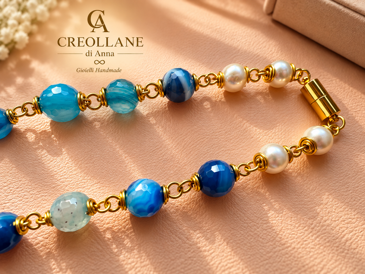 Set Collana Agata Striata Blu, Perle di Maiorca, Orecchini e Bracciale | Made in Italy