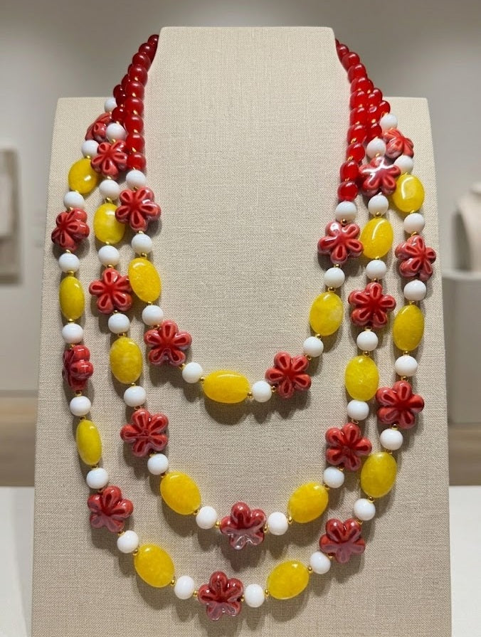 Collana Multifilo in Giada, Agata e Inserti in Ceramica a Fiore | Handmade Italia