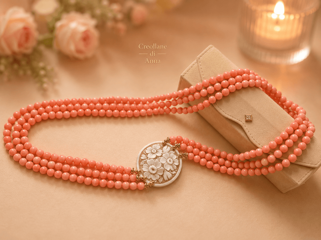 Collane Collana a 3 Fili in Corallo Rosa Naturale e Cameo in Conchiglia | Rosa, Bianco | Made in Italy - Handmade Made in Italy