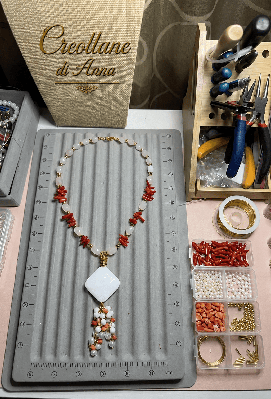 Collane Collana Artigianale Handmade | Quarzo Latteo, Corallo Bambù e Opale Bianco | Made in Italy - Handmade Made in Italy