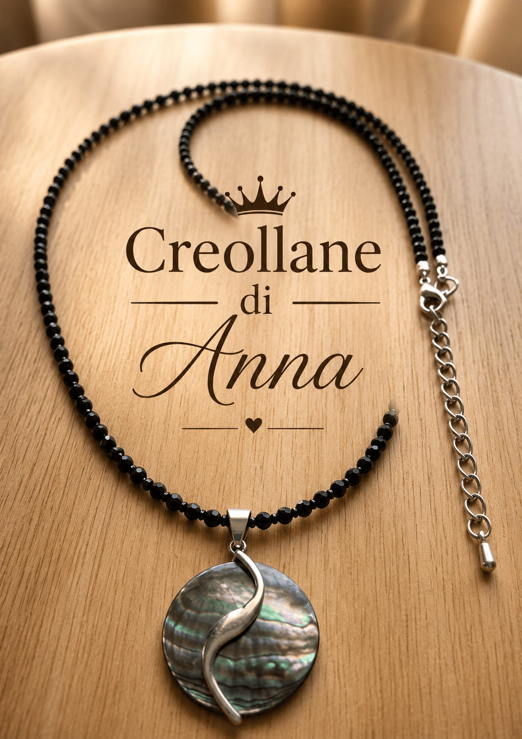 Collane Collana Girocollo Artigianale Handmade | Calcedonio Nero, Ematite e Ciondolo in Conchiglia | Made in Italy - Handmade Made in Italy