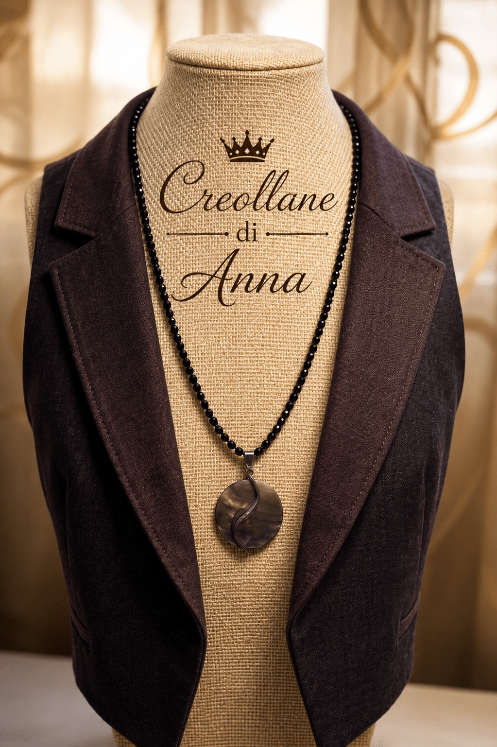 Collane Collana Girocollo Artigianale Handmade | Calcedonio Nero, Ematite e Ciondolo in Conchiglia | Made in Italy - Handmade Made in Italy
