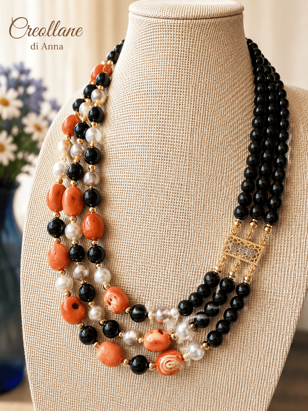 Collana Girocollo Artigianale | Multifilo Onice Nero, Perle di Maiorca, Corallo ed Ematite Dorata | Made in Italy