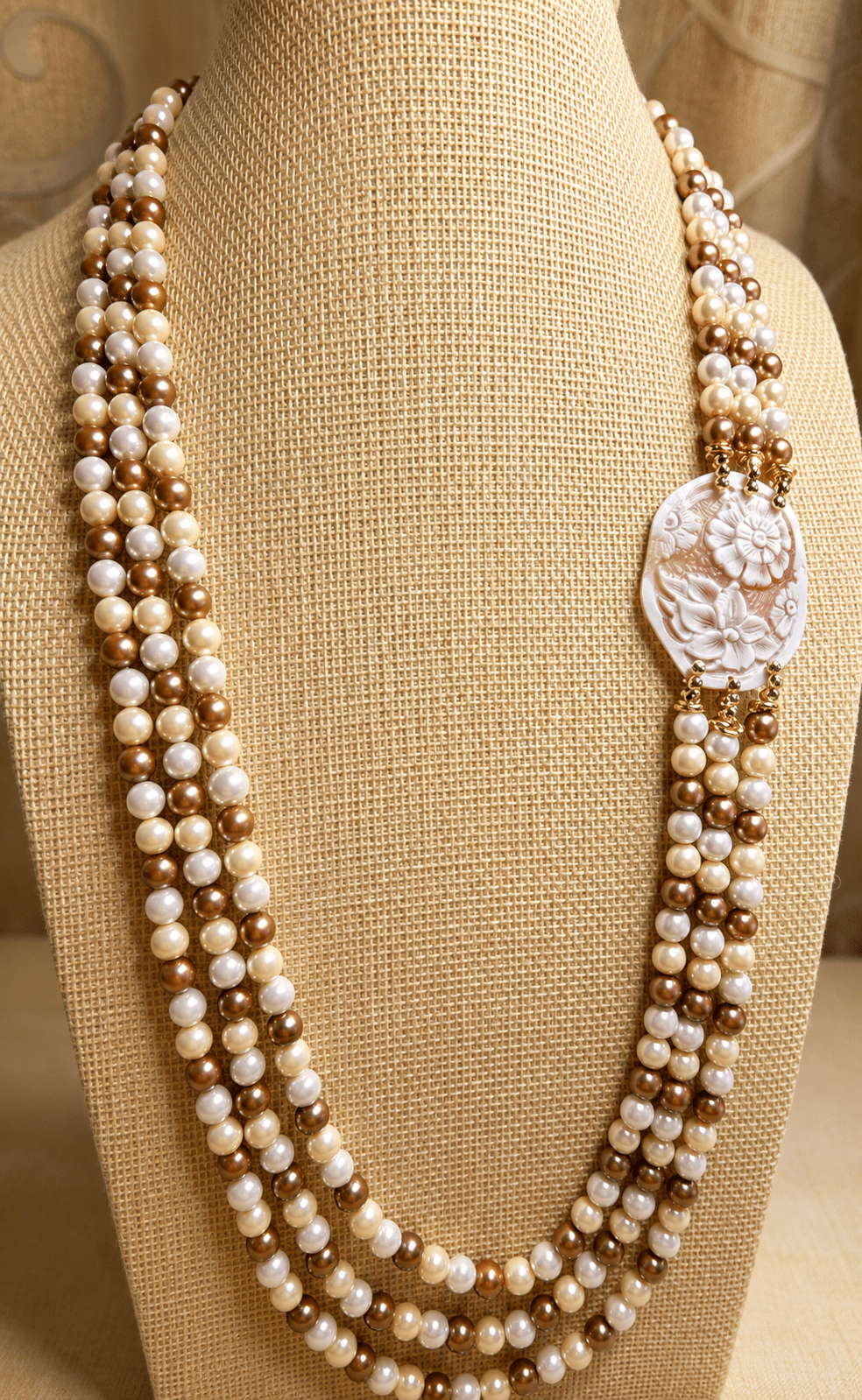 Collane Collana Multifilo Artigianale Handmade | Perle di Maiorca e Cameo su Conchiglia | Made in Italy - Handmade Made in Italy