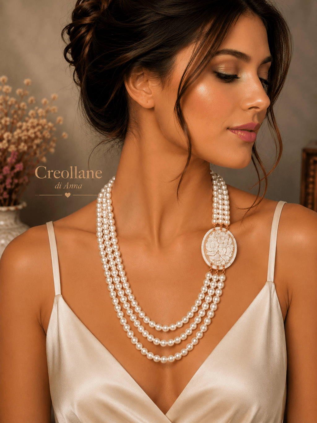 Collane Collana Multifilo Artigianale Handmade | Perle Maiorca Bianche 3 Fili e Cameo Floreale | Made in Italy - Handmade Made in Italy