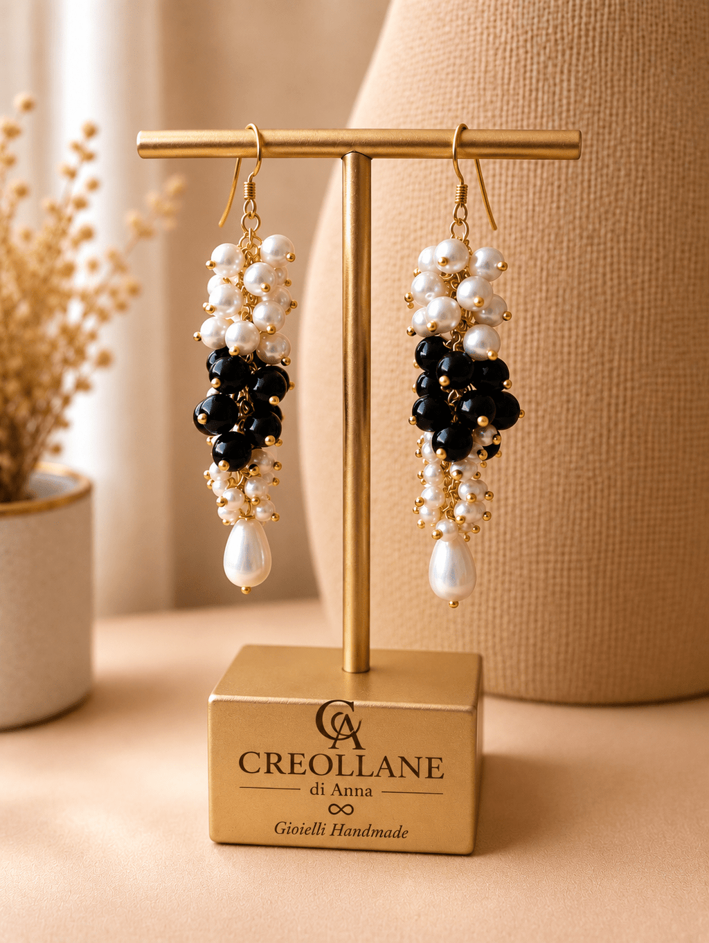 Orecchini Orecchini pendenti a grappolo con onice nero e perle di Maiorca | Made in Italy - Handmade Made in Italy