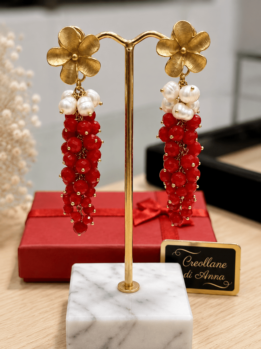 Orecchini Orecchini Pendenti Artigianali Handmade | Cristalli Rossi Sfaccettati e Perle Naturali | Made in Italy - Handmade Made in Italy