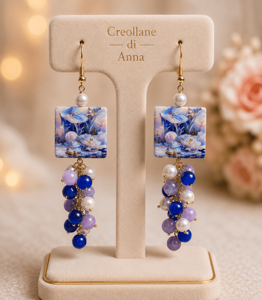Orecchini Pendenti Lunghi Artigianali | Ceramica Maiolica con Paesaggio Dipinto | Made in Italy
