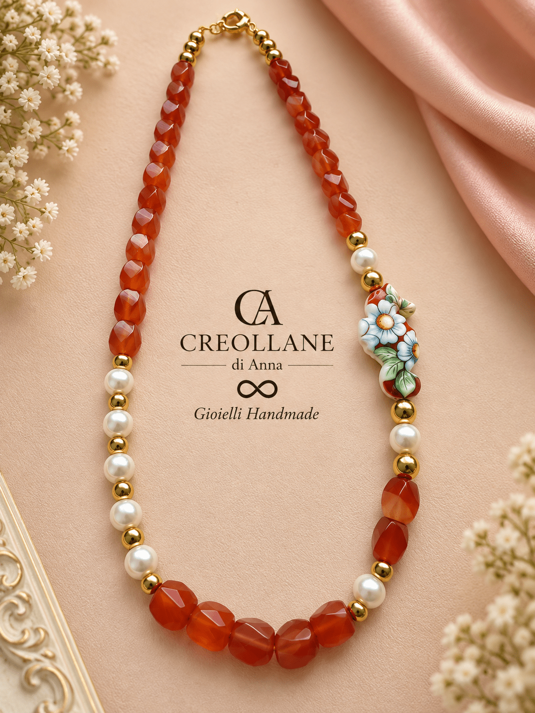 Set collana e orecchini Collana Semirigida e Orecchini Corniola, Perle e Cavalluccio | Made in Italy - Handmade Made in Italy